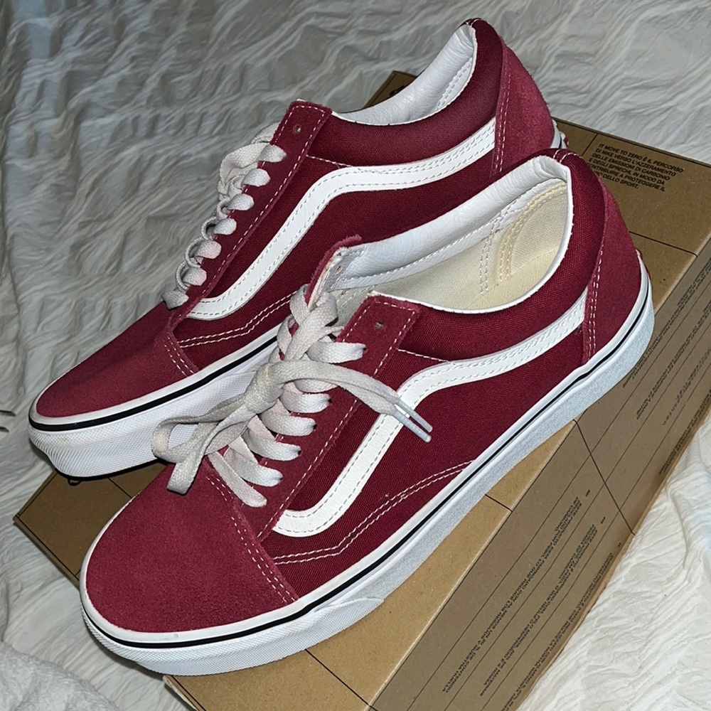 Vans” off the wall